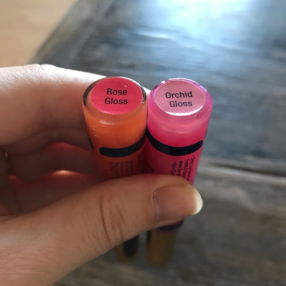 Lipsense Lip Gloss